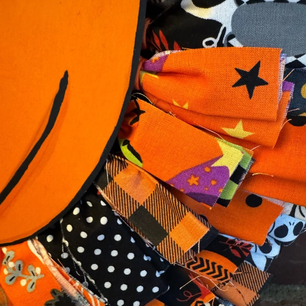 Retro Pumpkin Halloween Rag Wreath